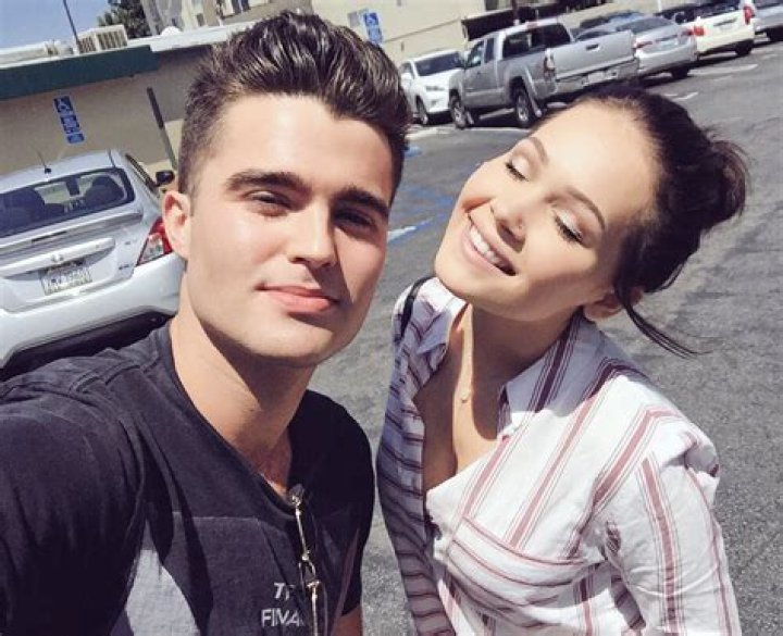 Kelli Berglund And Spencer Boldman's Relationship Revealed