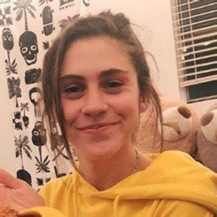 Kelsey Kreppel (YouTube Star) - Age, Birthday, Bio, Facts, Family, Net Worth, Height & More
